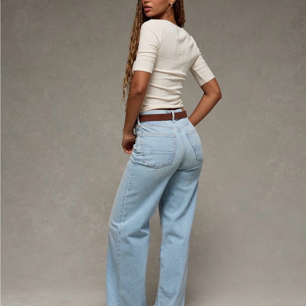 American Eagle Outfitters Light Blue Flare Jeans - Picture 2 of 4